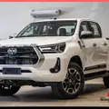 TOYOTA HILUX 2.8 D-4D TURBO DIESEL CD SRX 4X4 AUTOMÁTICO TOYOTA HILUX 2.8 D-4D TURBO DIESEL CD SRX 4X4 AUTOMÁTICO
