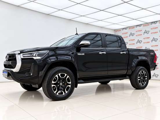TOYOTA-HILUX-2.8 D-4D TURBO DIESEL CD SRX PLUS 4X4 AUTOMÁTICO TOYOTA-HILUX-2024