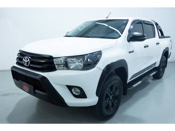 TOYOTA HILUX 2.8 SR CHALLENGE 4X4 CD 16V DIESEL 4P AUTOMÁTICO