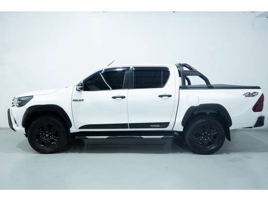 TOYOTA-HILUX-2.8 SR CHALLENGE 4X4 CD 16V DIESEL 4P AUTOMÁTICO TOYOTA-HILUX-2017