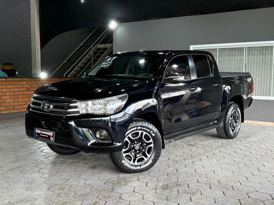 TOYOTA-HILUX-2016