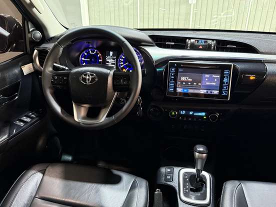 TOYOTA-HILUX-2.8 SRV 4X4 CD 16V DIESEL 4P AUTOMÁTICO TOYOTA-HILUX-2016