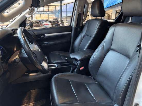 TOYOTA-HILUX-2.8 SRV 4X4 CD 16V DIESEL 4P AUTOMÁTICO TOYOTA-HILUX-2020