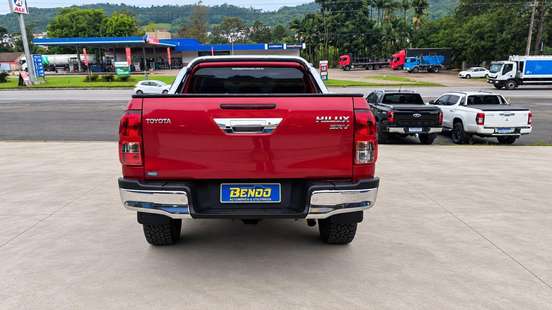 TOYOTA-HILUX-2019