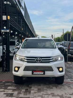 TOYOTA-HILUX-2017