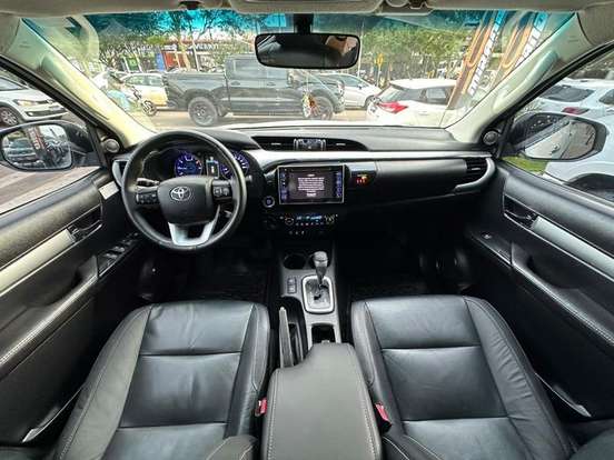 TOYOTA-HILUX-2.8 SRX 4X4 CD 16V DIESEL 4P AUTOMÁTICO TOYOTA-HILUX-2017