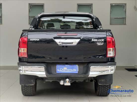 TOYOTA-HILUX-2017
