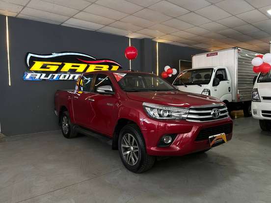 TOYOTA-HILUX-2016