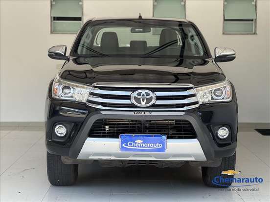 TOYOTA-HILUX-2017