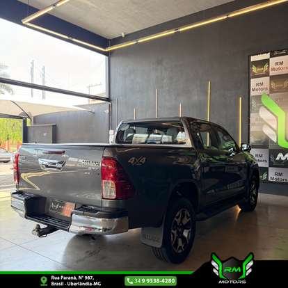 TOYOTA-HILUX-2.8 SRX 4X4 CD 16V DIESEL 4P AUTOMÁTICO TOYOTA-HILUX-2019