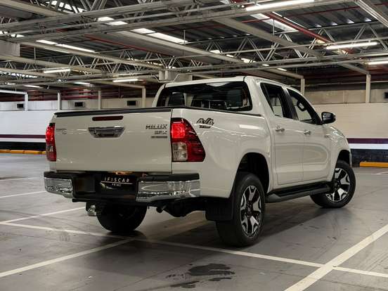 TOYOTA-HILUX-2.8 SRX 4X4 CD 16V DIESEL 4P AUTOMÁTICO TOYOTA-HILUX-2020
