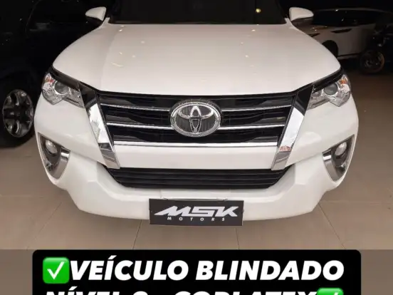 TOYOTA-HILUX SW4-2.7 SRV 7 LUGARES 4X2 16V FLEX 4P AUTOMÁTICO TOYOTA-HILUX SW4-2019