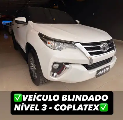TOYOTA-HILUX SW4-2019
