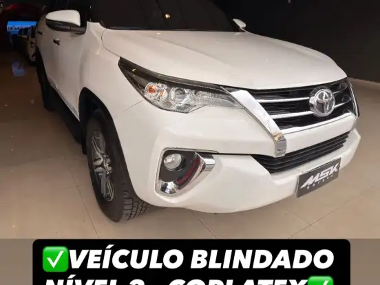 TOYOTA-HILUX SW4-2.7 SRV 7 LUGARES 4X2 16V FLEX 4P AUTOMÁTICO TOYOTA-HILUX SW4-2019