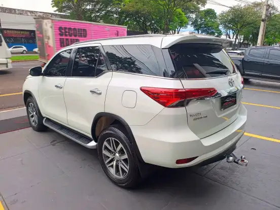 TOYOTA-HILUX SW4-2.8 SRX 4X4 16V TURBO INTERCOOLER DIESEL 4P AUTOMÁTICO TOYOTA-HILUX SW4-2018