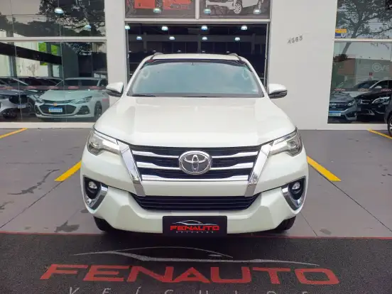 TOYOTA-HILUX SW4-2.8 SRX 4X4 16V TURBO INTERCOOLER DIESEL 4P AUTOMÁTICO TOYOTA-HILUX SW4-2018
