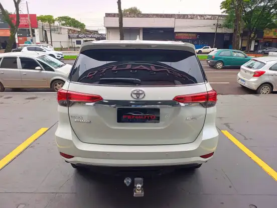 TOYOTA-HILUX SW4-2.8 SRX 4X4 16V TURBO INTERCOOLER DIESEL 4P AUTOMÁTICO TOYOTA-HILUX SW4-2018