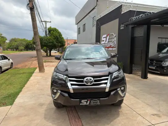 TOYOTA-HILUX SW4-2020