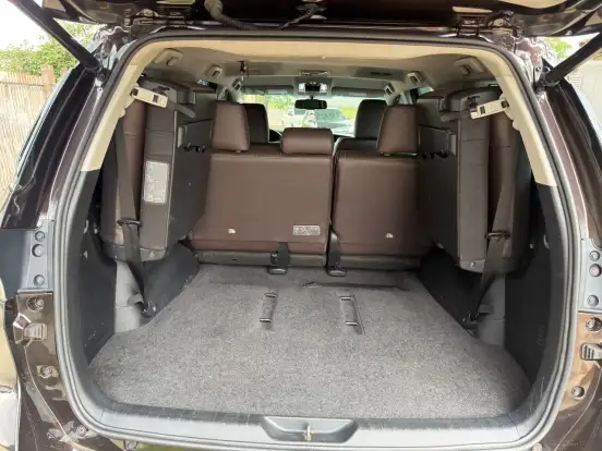 TOYOTA-HILUX SW4-2020
