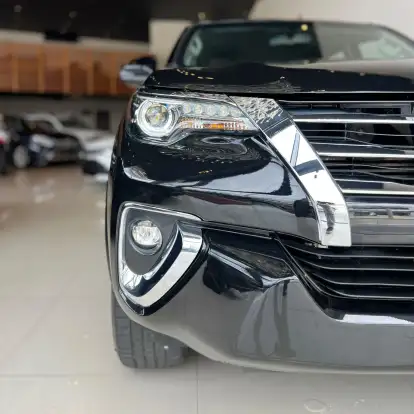 TOYOTA-HILUX SW4-2019