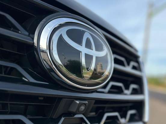 TOYOTA-HILUX SW4-2.8 D-4D TURBO DIESEL SRX 4X4 AUTOMÁTICO TOYOTA-HILUX SW4-2022