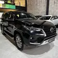 TOYOTA HILUX SW4 2.8 D-4D TURBO DIESEL SRX 7L 4X4 AUTOMÁTICO TOYOTA HILUX SW4 2.8 D-4D TURBO DIESEL SRX 7L 4X4 AUTOMÁTICO