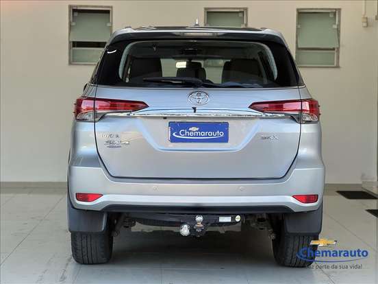 TOYOTA-HILUX SW4-2.8 SRX 4X4 16V TURBO INTERCOOLER DIESEL 4P AUTOMÁTICO TOYOTA-HILUX SW4-2016