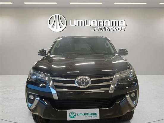 TOYOTA-HILUX SW4-2.8 SRX 4X4 7 LUGARES 16V TURBO INTERCOOLER DIESEL 4P AUTOMÁTICO TOYOTA-HILUX SW4-2020