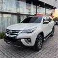 TOYOTA HILUX SW4 2.8 SRX 4X4 7 LUGARES 16V TURBO INTERCOOLER DIESEL 4P AUTOMÁTICO TOYOTA HILUX SW4 2.8 SRX 4X4 7 LUGARES 16V TURBO INTERCOOLER DIESEL 4P AUTOMÁTICO