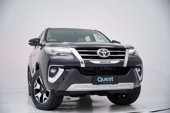 TOYOTA-HILUX SW4-2019