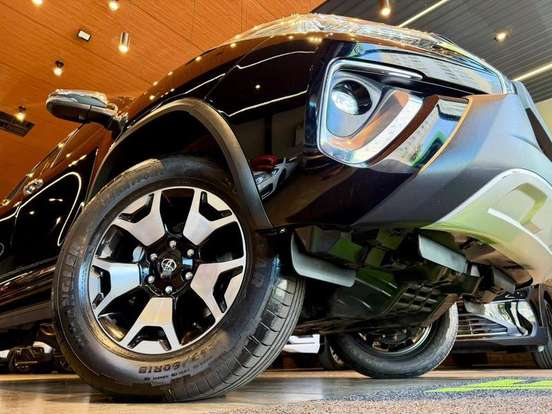 TOYOTA-HILUX SW4-2019