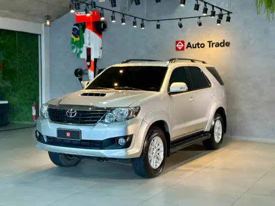TOYOTA-HILUX SW4-2012