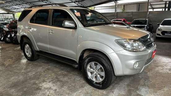 TOYOTA-HILUX SW4-2005