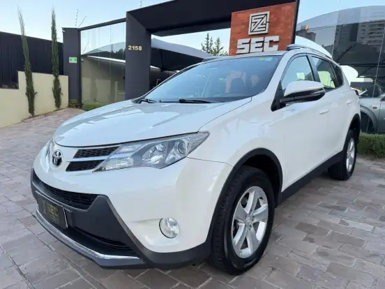TOYOTA-RAV4-2014