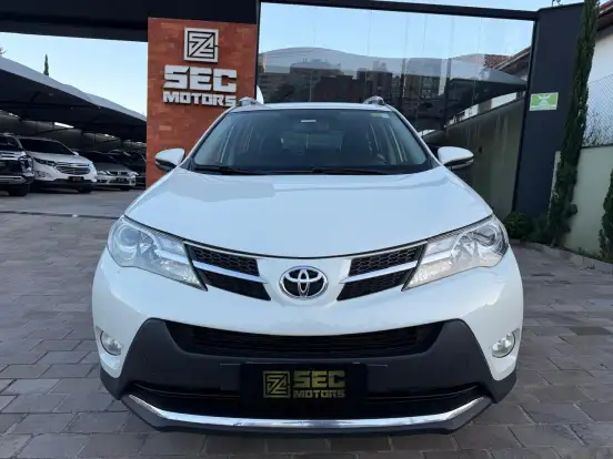 TOYOTA-RAV4-2014