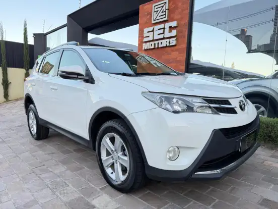 TOYOTA-RAV4-2014