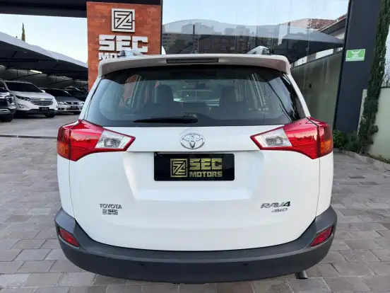 TOYOTA-RAV4-2.0 4X4 16V GASOLINA 4P AUTOMÁTICO TOYOTA-RAV4-2014