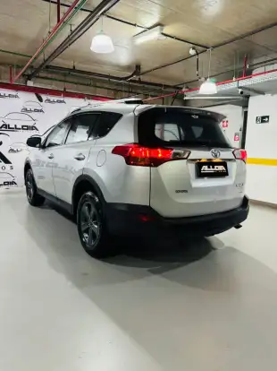 TOYOTA-RAV4-2014