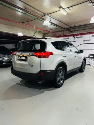 TOYOTA-RAV4-2.0 4X4 16V GASOLINA 4P AUTOMÁTICO TOYOTA-RAV4-2014