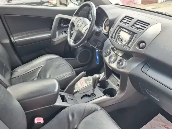 TOYOTA-RAV4-2.4 4X2 16V GASOLINA 4P AUTOMÁTICO TOYOTA-RAV4-2012