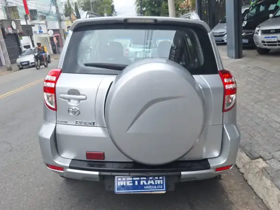 TOYOTA-RAV4-2.4 4X2 16V GASOLINA 4P AUTOMÁTICO TOYOTA-RAV4-2012