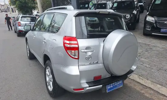 TOYOTA-RAV4-2012