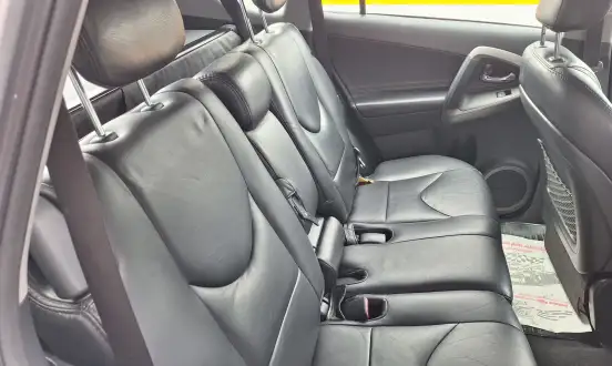 TOYOTA-RAV4-2012