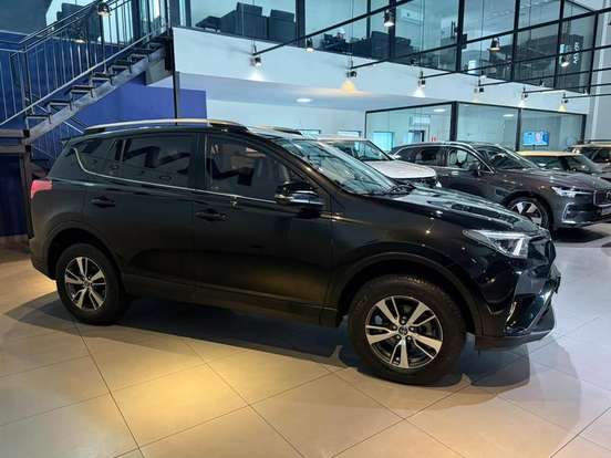 TOYOTA-RAV4-2.0 TOP 4X2 16V GASOLINA 4P AUTOMÁTICO TOYOTA-RAV4-2018