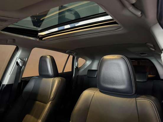 TOYOTA-RAV4-2018