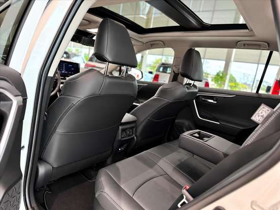 TOYOTA-RAV4-2025