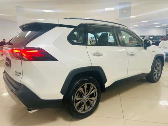 TOYOTA-RAV4-2022