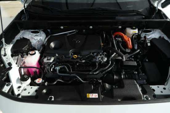 TOYOTA-RAV4-2025
