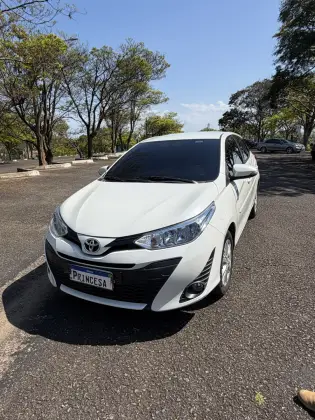 TOYOTA YARIS 1.3 16V FLEX XL PLUS TECH MULTIDRIVE