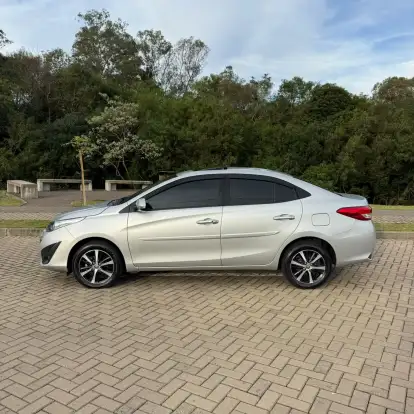 TOYOTA-YARIS-1.5 16V FLEX SEDAN XS CONNECT MULTIDRIVE TOYOTA-YARIS-2019